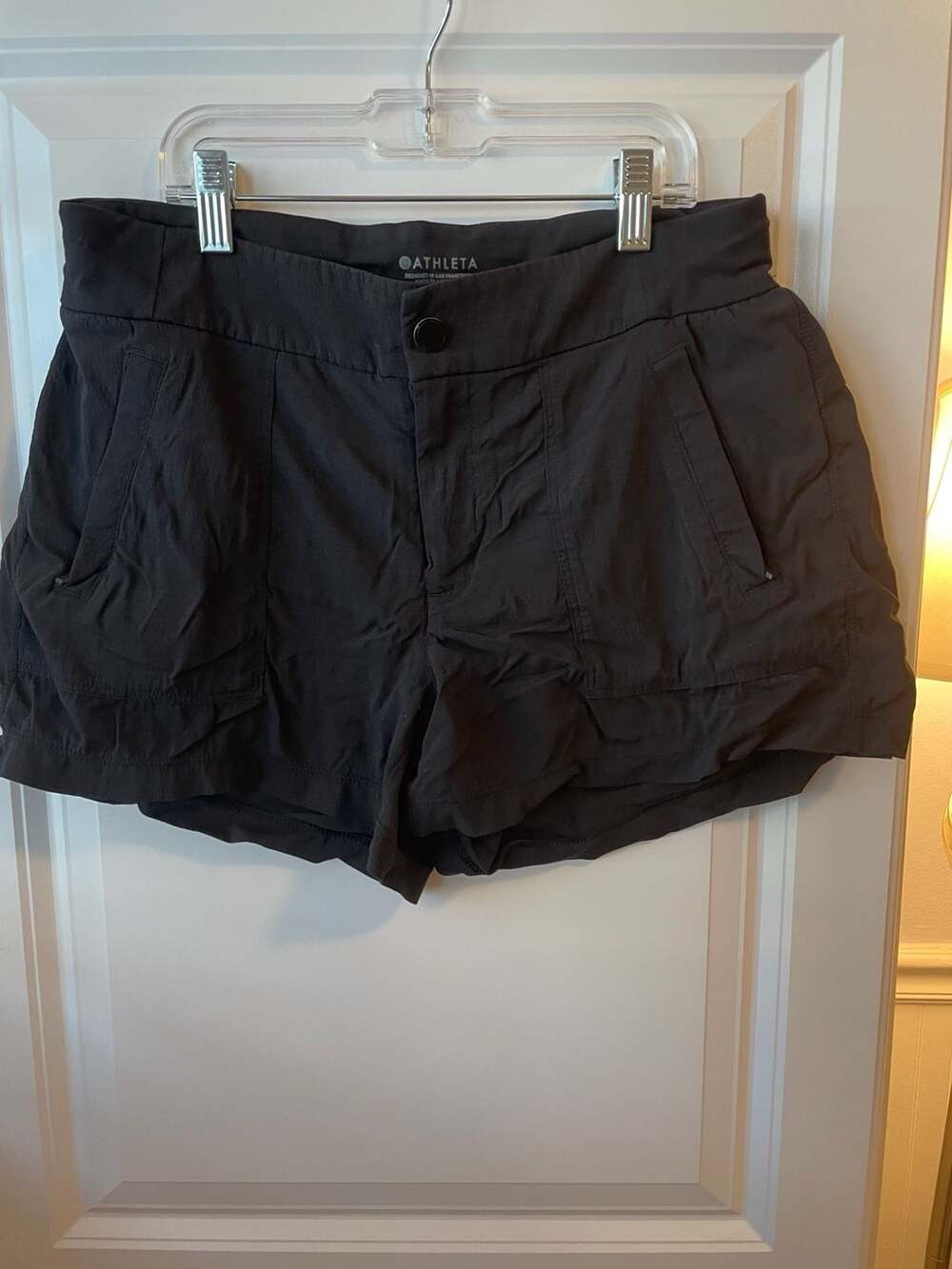 Athleta Trekkie North Shorts Black Size 4